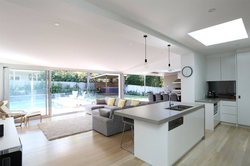 EXTENSIVE RENOVATION FRENCHS FOREST